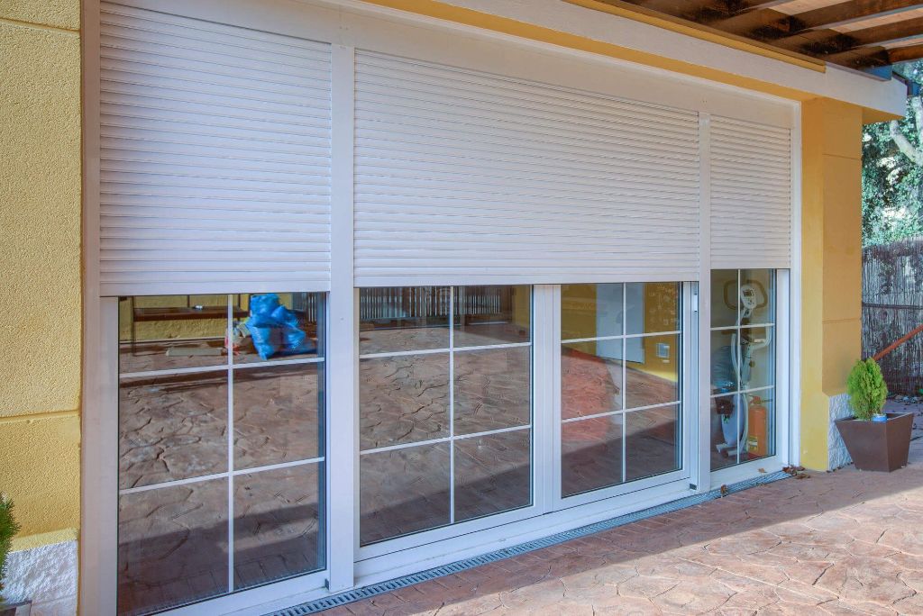Exterior de ventanas de auminio Ventacol